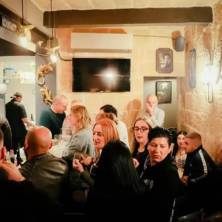 Bed & Breakfast Bb Casal Annunzia 3*