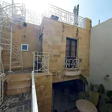 Casal Annunzia Boutique Bed & Breakfast 3*