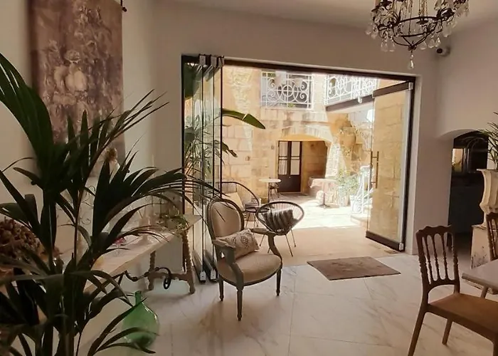 Casal Annunzia Boutique 3*